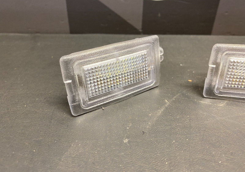 2005 CORVETTE C6 OEM LED TRUNK LIGHTS PAIR USED