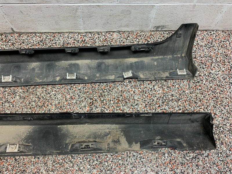 2009 PONTIAC G8 GT OEM DRIVER PASSENGER SIDE SKIRTS ROCKER PANELS