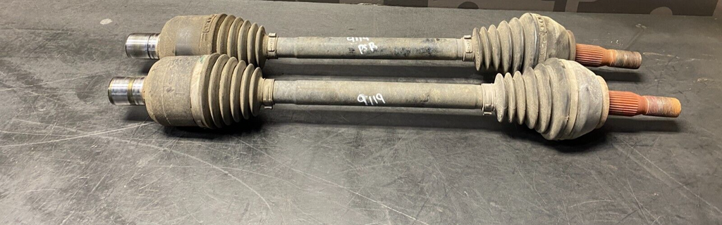 2006 CORVETTE C6 OEM AXLES PAIR DR PS CV AXLES USED