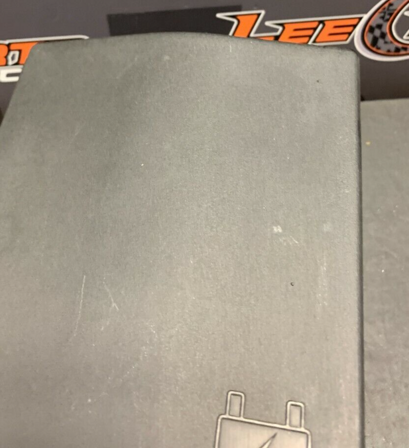 2013 CAMARO SS CONVERTIBLE OEM ENGINE BAY FUSE BOX