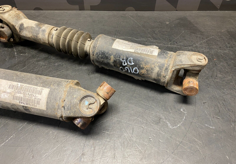 1996 DODGE VIPER RT/10 OEM REAR AXLES PAIR DRIVER PASSENGER CV AXLES USED