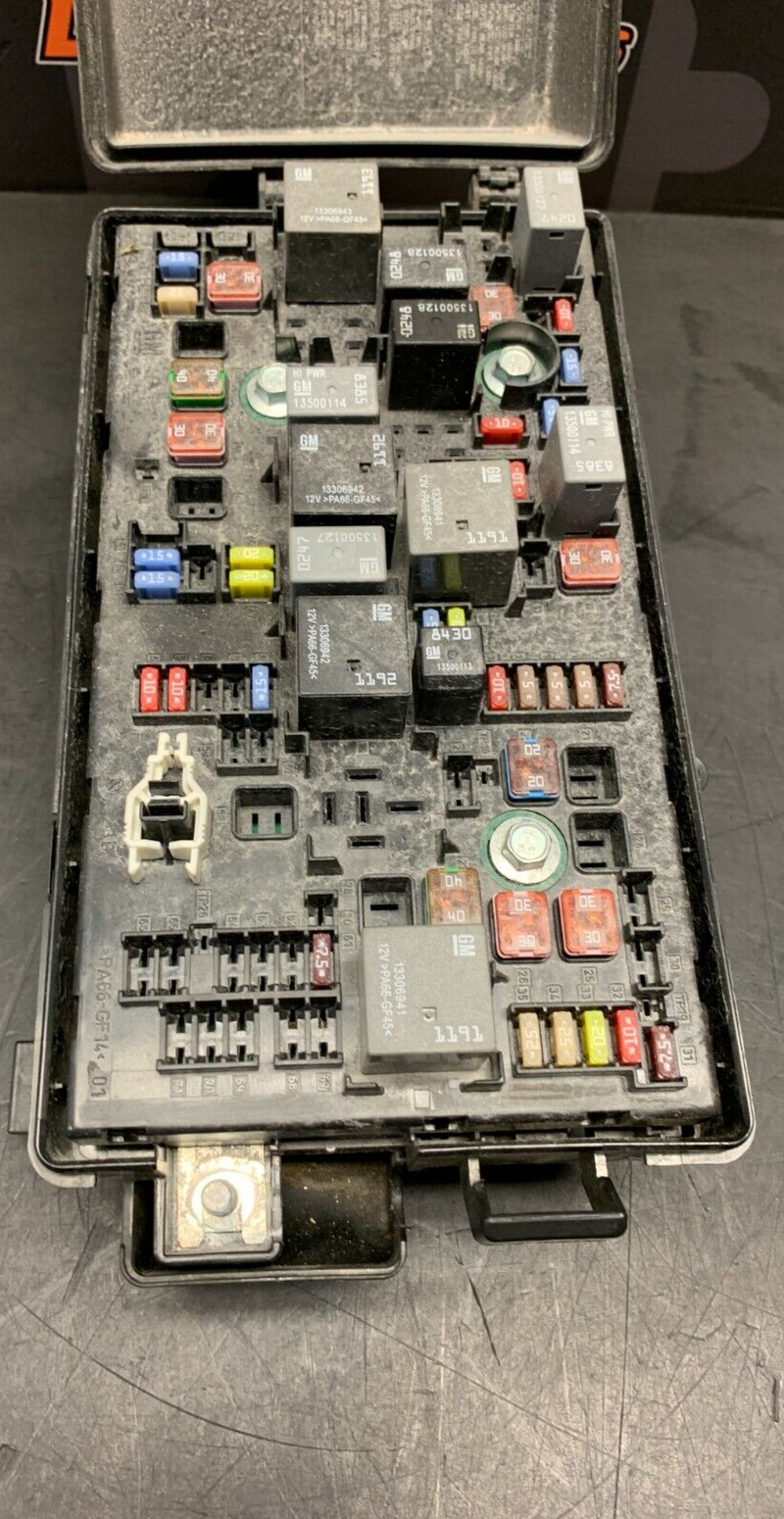 2013 CAMARO SS 1LE OEM ENGINE BAY FUSE BOX