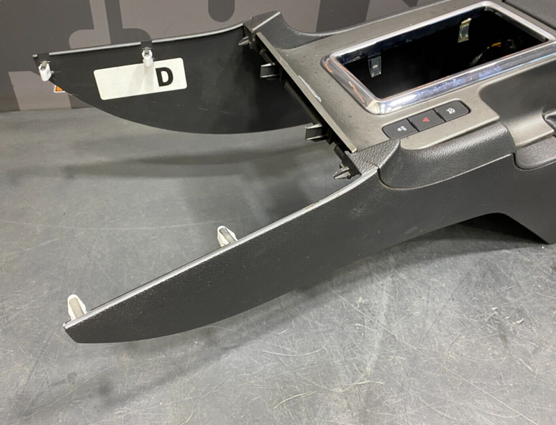 2012 FORD MUSTANG GT OEM CENTER CONSOLE ASSEMBLY SHIFTER SURROUND USED