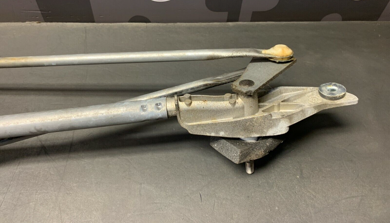 2008 CORVETTE C6 COUPE OEM WINDSHIELD WIPER MOTOR