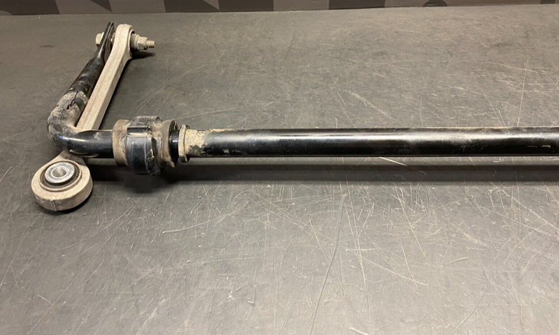 2012 AUDI R8 V10 OEM COUPE OEM REAR SWAY BAR WITH END LINKS USED