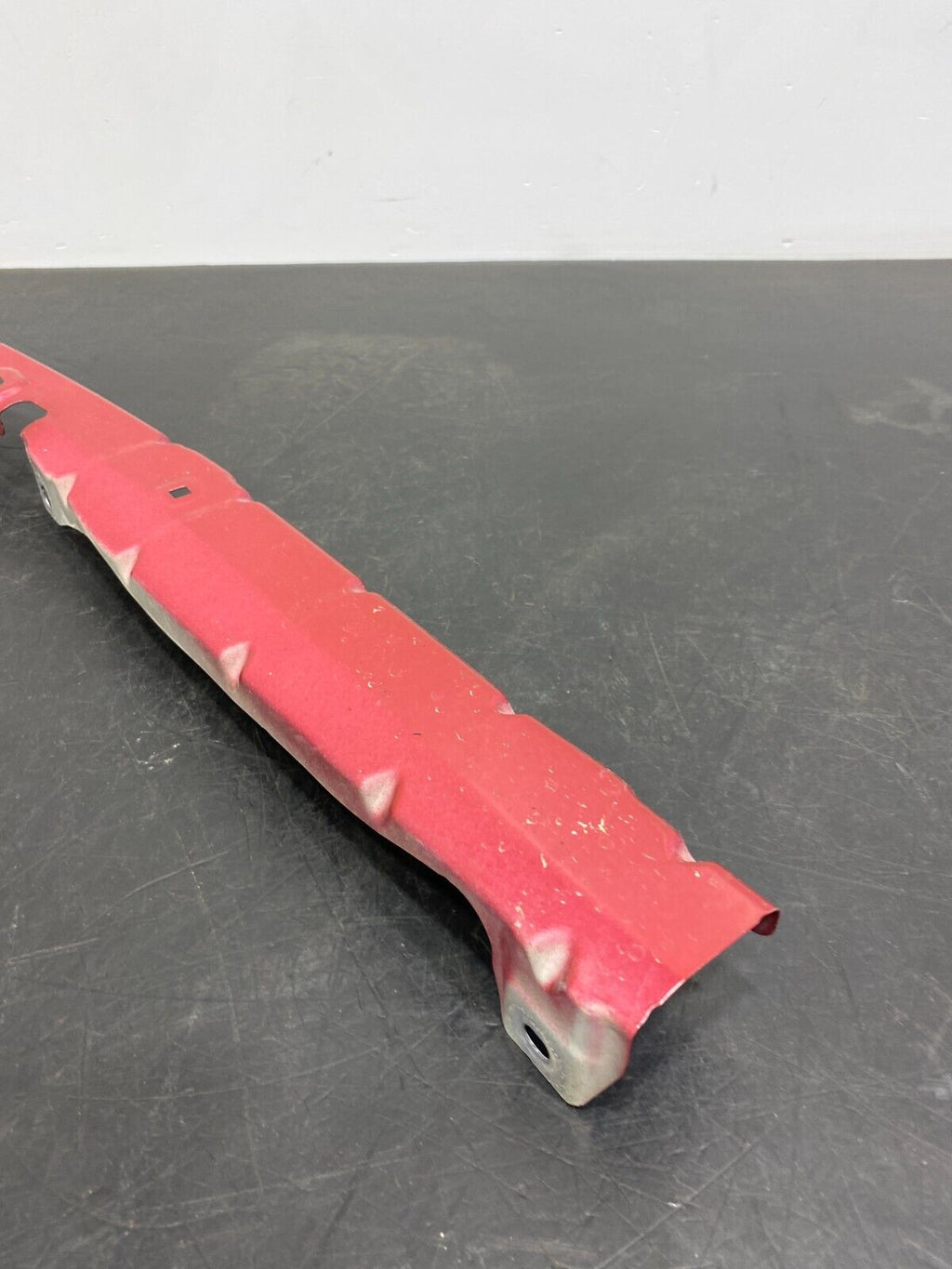 2017 SUBARU BRZ OEM PASSENGER RH UPPER FENDER MOUNT BRACKET USED