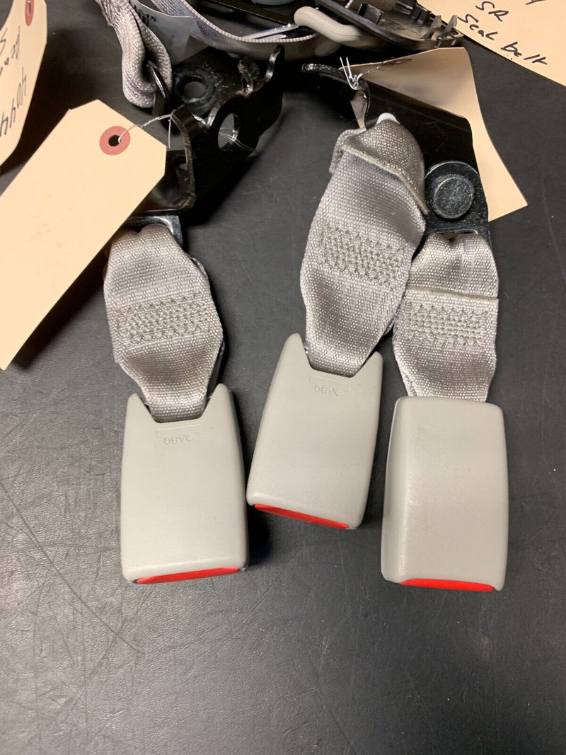 2010 CADILLAC CTSV CTS-V REAR SEAT BELT SET CENTER WITH RECEIVERS USED OEM