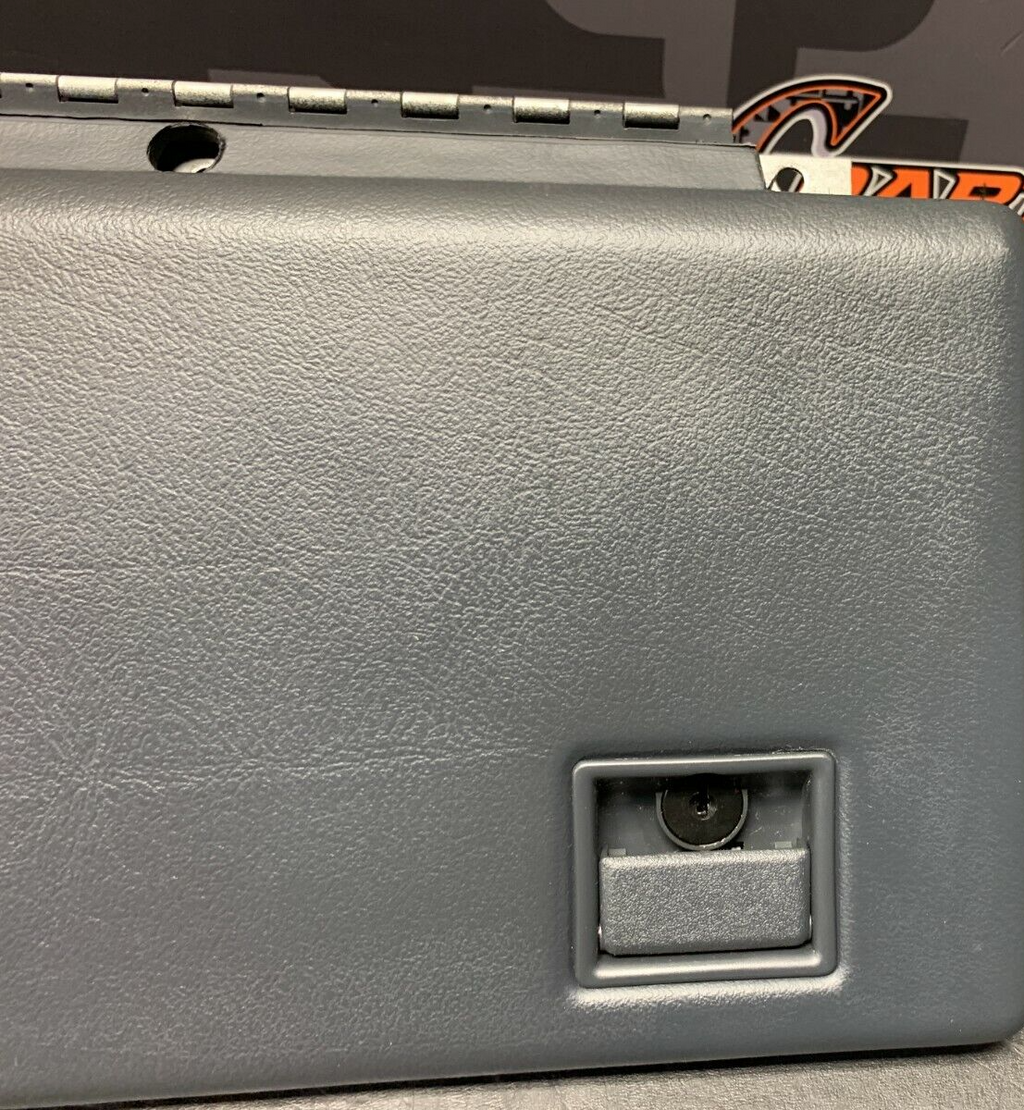 1999 CAMARO Z28 OEM GLOVE BOX
