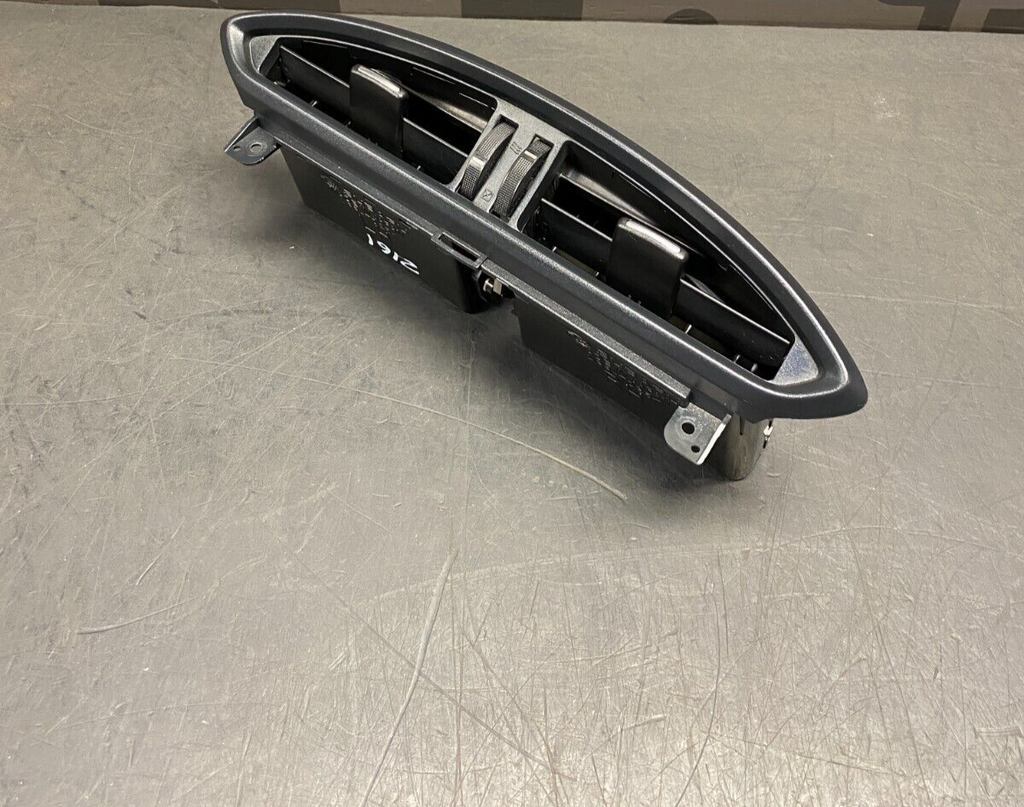 2017 SUBARU BRZ OEM CENTER DASH VENT USED