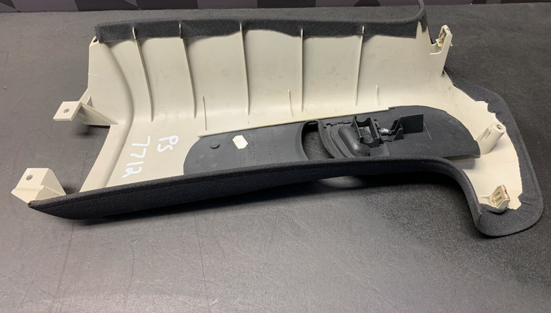 2004 PONTIAC GTO OEM PASSENGER INTERIOR B PILLAR TRIM