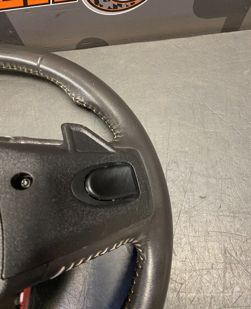 2011 CHEVROLET CAMARO SS OEM STEERING WHEEL RED PAINTED TRIM A/T USED
