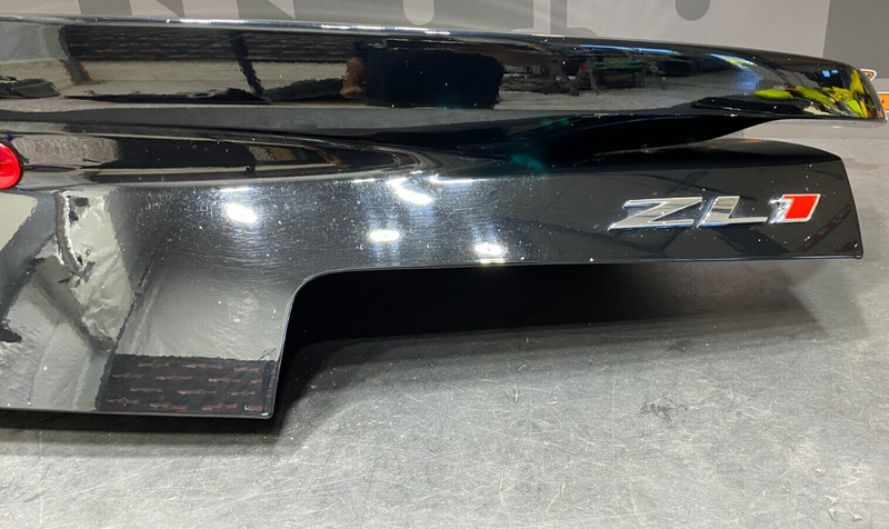 2014 CAMARO ZL1 COUPE OEM TRUNK LID WITH SPOILER COMPLETE USED