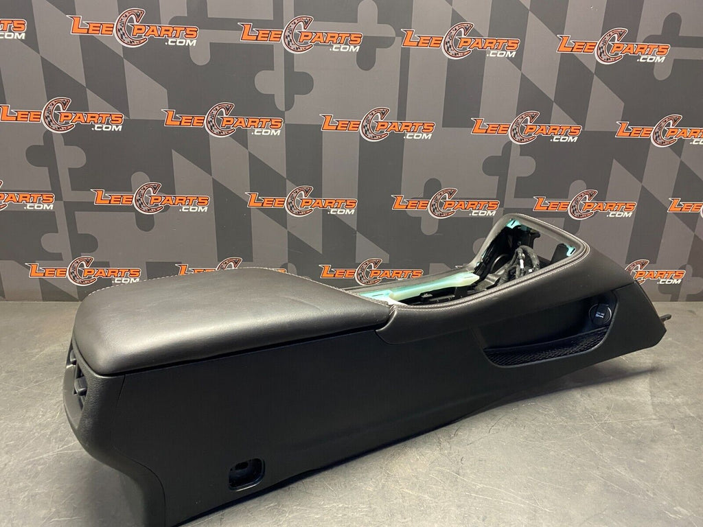 2018 DODGE CHALLENGER HELLCAT OEM CENTER CONSOLE ASSEMBLY ARM REST USED