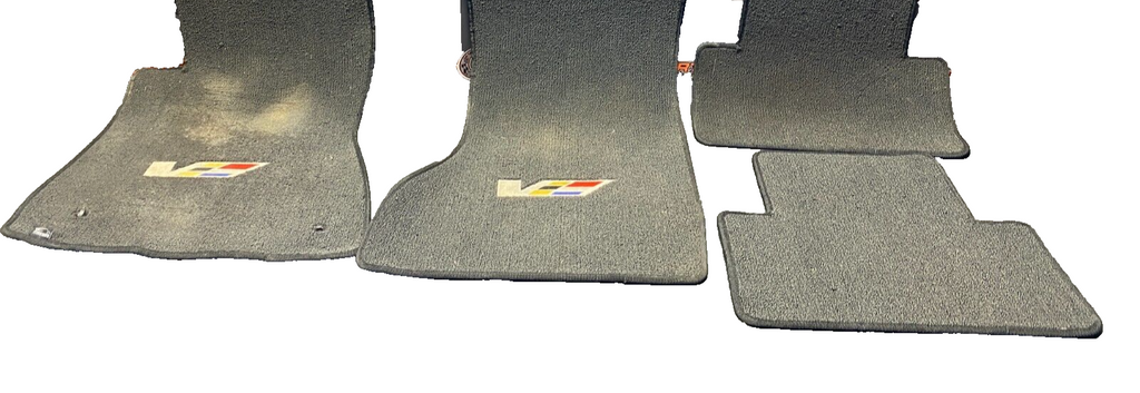 2005 CADILLAC CTS V CTS-V LLOYD FLOOR MATS FRONT REAR WITH V LOGO USED