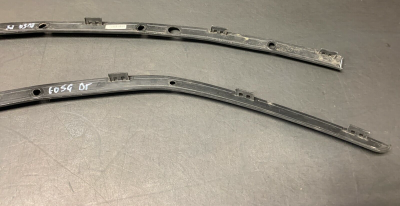 2017 CAMARO SS COUPE OEM DRIVER PASSENGER FRONT BLACKOUT TRIM