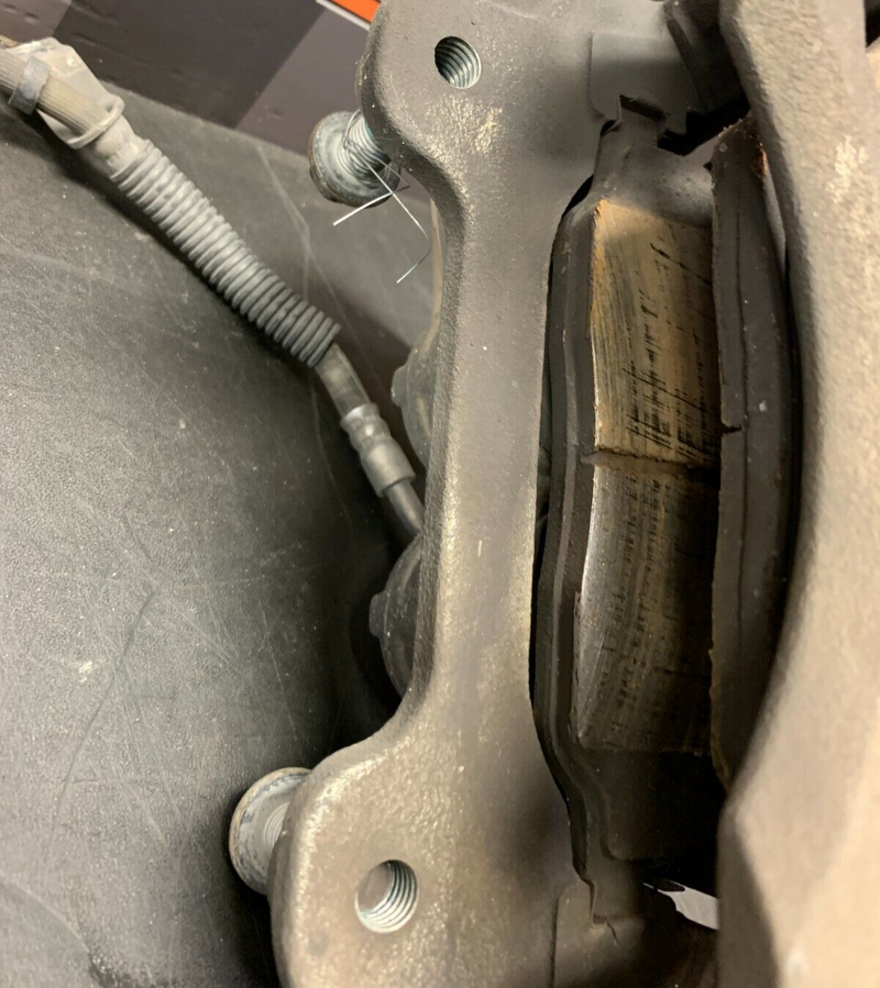 2013 FORD MUSTANG GT OEM DRIVER FRONT BRAKE CALIPER