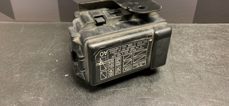 2005 HONDA S2000 AP2 OEM FUSE BOX DRIVER SIDE