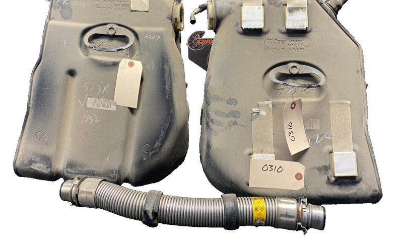 2005 CORVETTE C6 OEM GAS TANKS FUEL TANKS PAIR DR PS WITH CROSSOVER USED