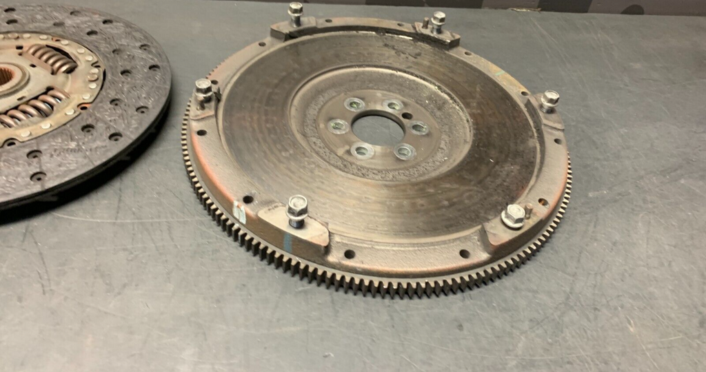 2008 CORVETTE C6 OEM LS3 CLUTCH FLYWHEEL PRESSURE PLATE COMBO USED 29K MILES!!