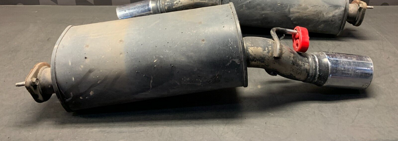 2005 PONTIAC GTO OEM DUAL MUFFLERS