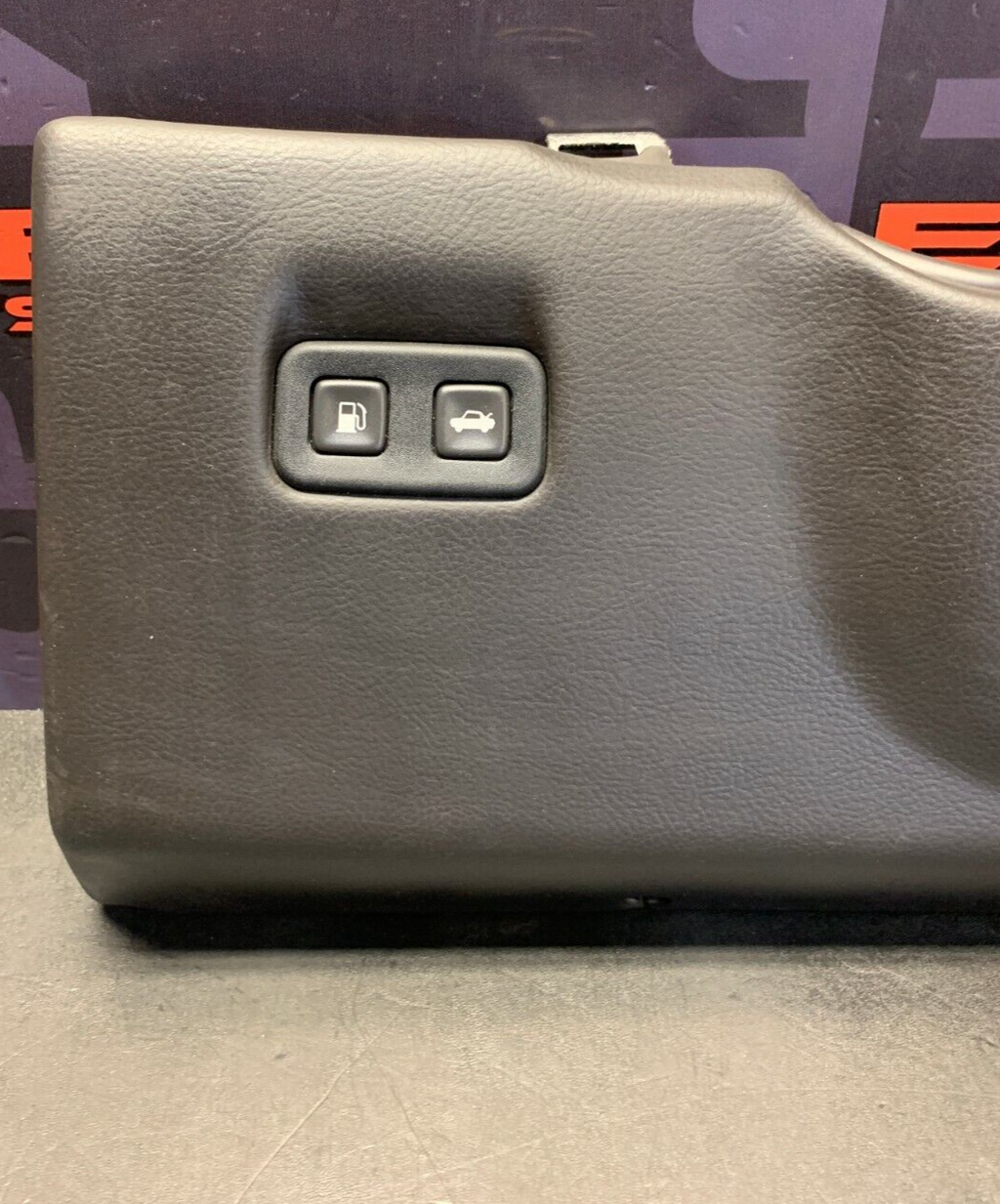 2013 CORVETTE C6 427 CONVERTIBLE OEM BLACK LOWER KNEE PANEL