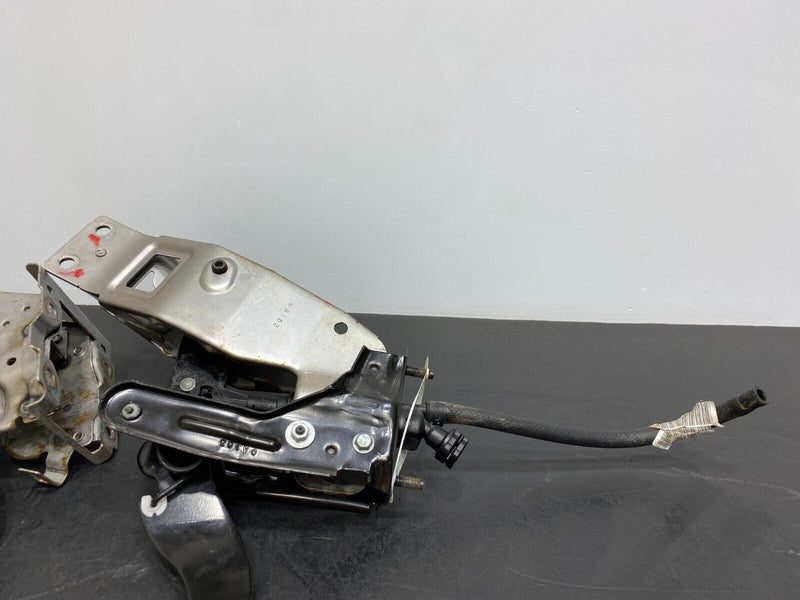 2010 CAMARO SS COUPE OEM MANUAL BRAKE CLUTCH PEDAL ASSEMBLY PAIR USED