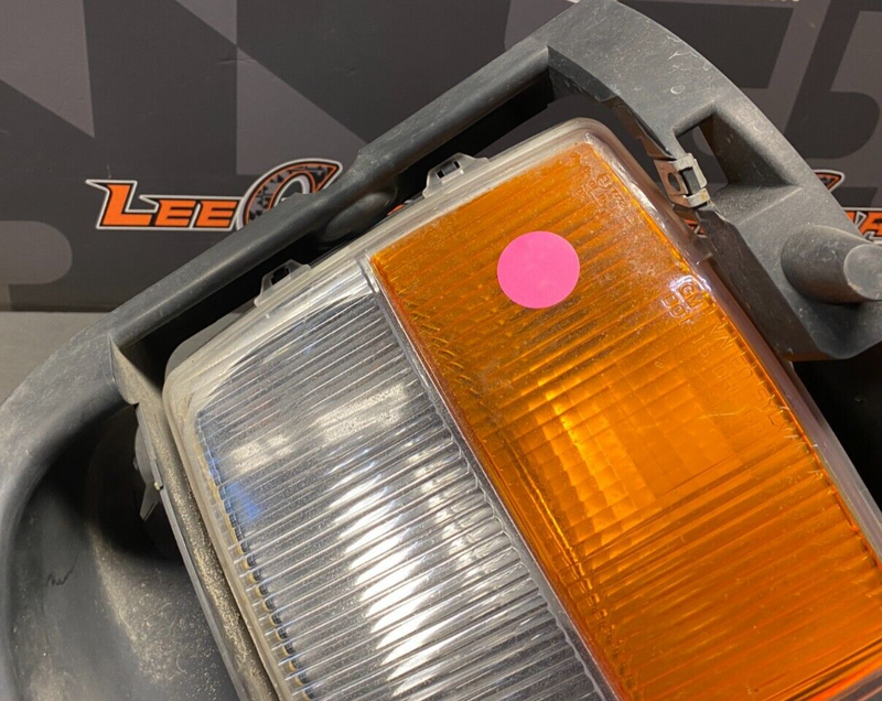 2007 CADILLAC CTS V CTS-V OEM PASSENGER RH FOG LIGHT ASSEMBLY USED