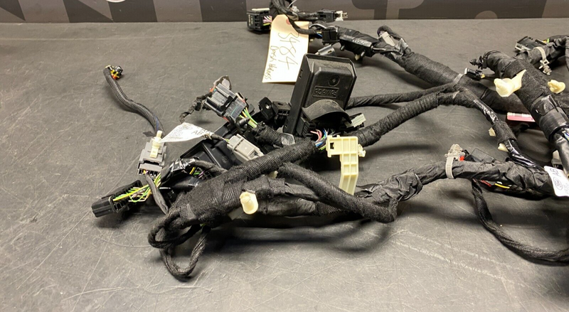 2019 FORD MUSTANG GT OEM DASHBOARD WIRING HARNESS USED