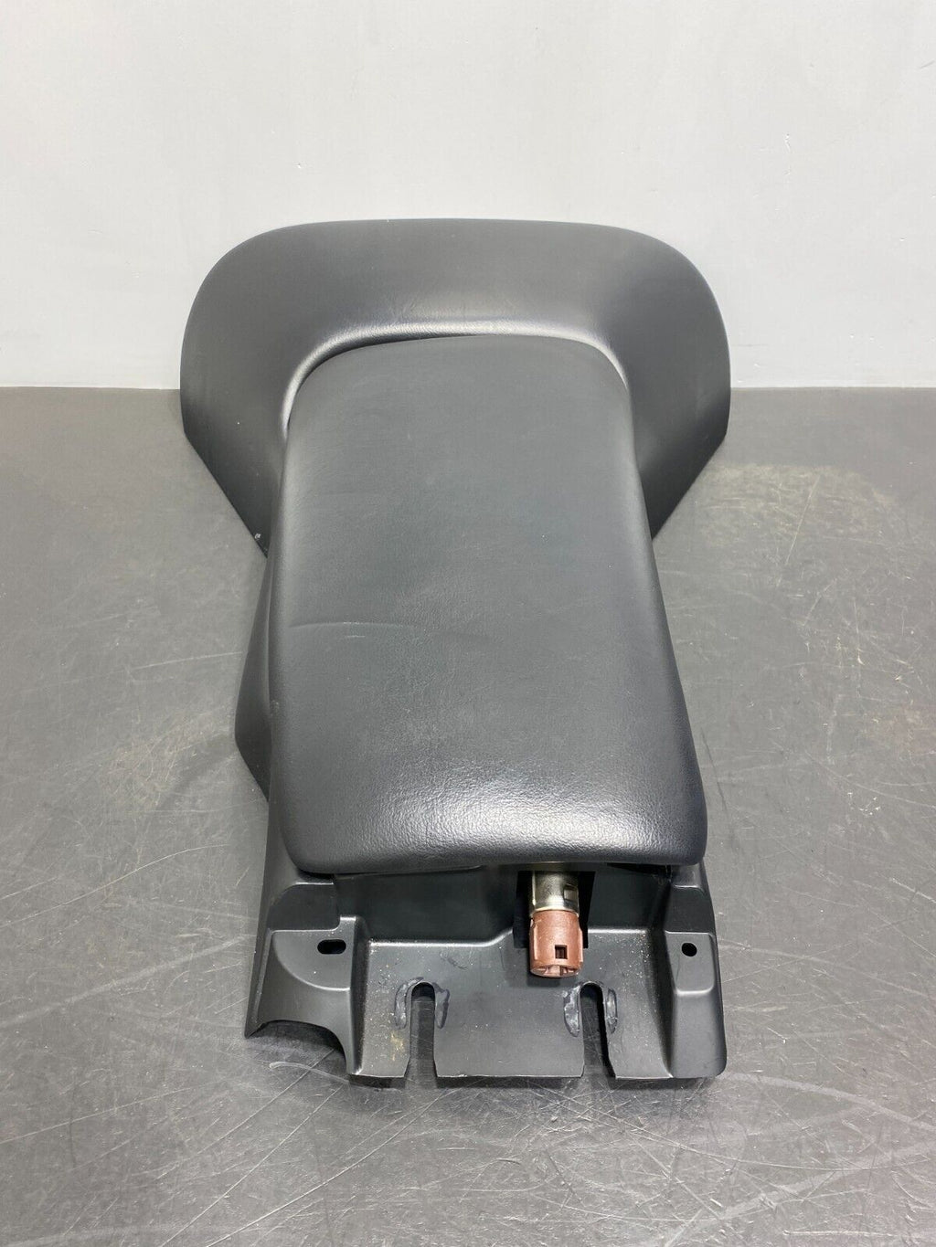 2003 CORVETTE C5 Z06 OEM CENTER CONSOLE ARM REST BLACK USED 31K