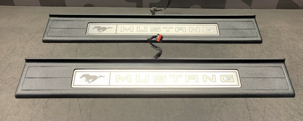 2018 FORD MUSTANG GT OEM LIT DOOR SILLS PANELS TRIM