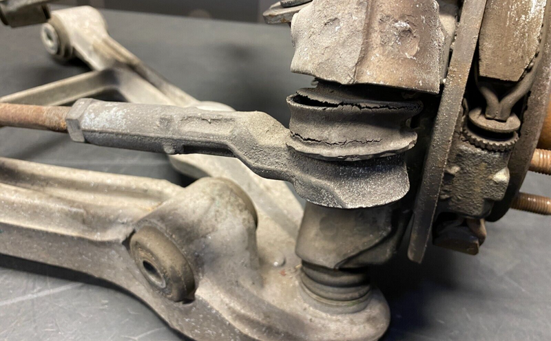 2001 CORVETTE C5 Z06 OEM PASSENGER RH REAR SUSPENSION CONTROL ARM KNUCKLE CORNER