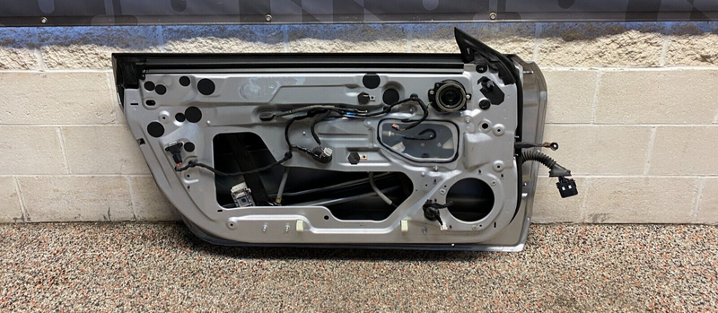 2019 FORD MUSTANG GT 5.0 COYOTE OEM DRIVER LH DOOR SHELL USED