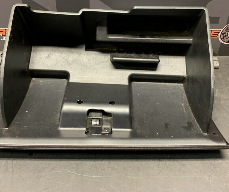 2013 FORD MUSTANG GT OEM GLOVE BOX