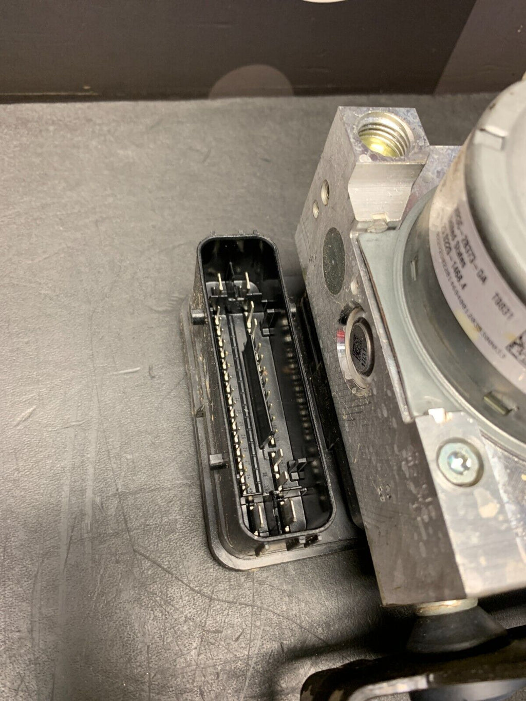 2021 FORD MUSTANG GT OEM ABS ANTI LOCK BRAKE MODULE UNIT USED OEM