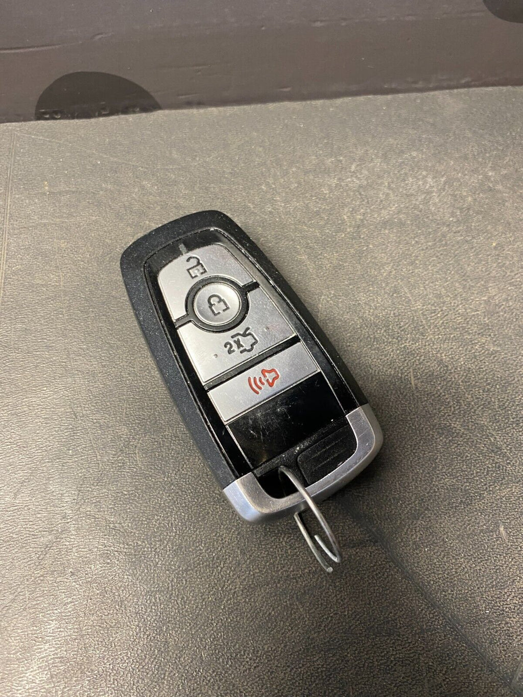 2019 FORD MUSTANG GT BULLITT OEM KEY KEYFOB REMOTE USED