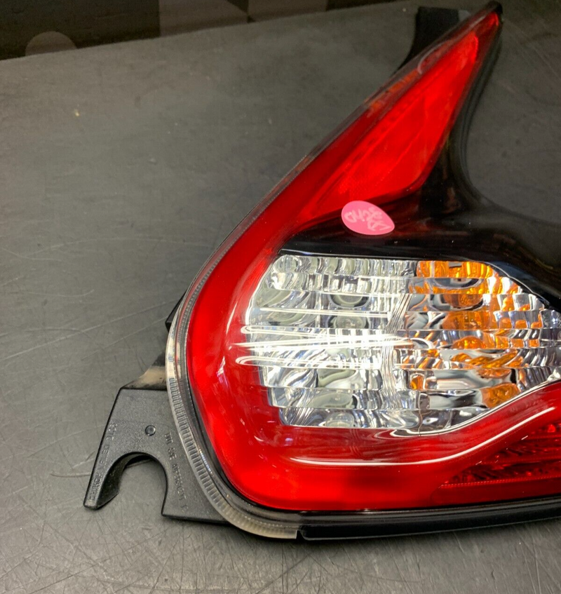 2015 Nissan Juke NISMO RS OEM PASSENGER RH TAIL LIGHT USED