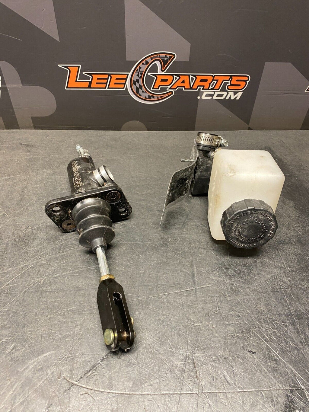 1998 NISSAN 240SX WILWOOD 7/8 CLUTCH MASTER CYLINDER WITH RESEVOIR ADAPTOR USED