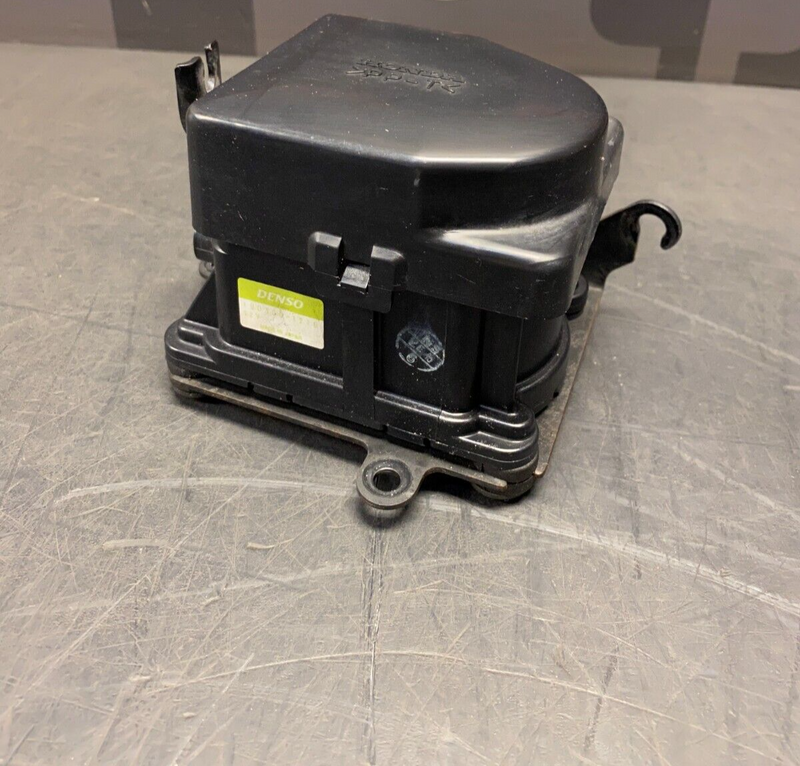 2004 HONDA S2000 AP2 OEM CRUISE CONTROL MODULE USED