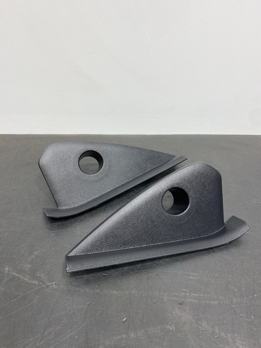 2015 FORD MUSTANG GT OEM SIDE DASH END TRIM PANELS PAIR DR PS USED