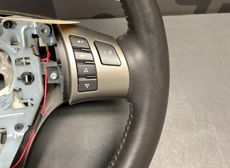 2010 CORVETTE C6 OEM STEERING WHEEL USED