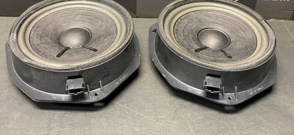 2014 AUDI R8 V10 OEM COUPE FRONT DOOR SPEAKERS PAIR DR PS USED