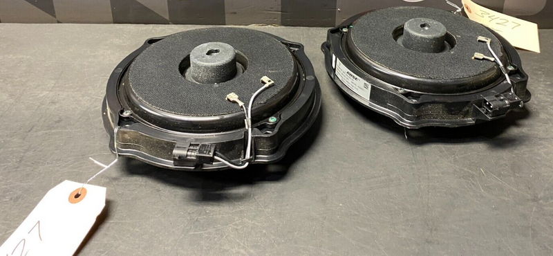 2012 PORSCHE 911 TURBO S 997.2 OEM BOSE FRONT DOOR SPEAKERS PAIR DR PS USED