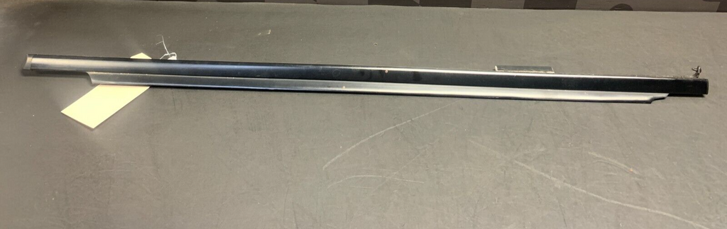 2004 HONDA S2000 AP2 OEM PASSENGER WINDOW DOOR WEATHER STRIP