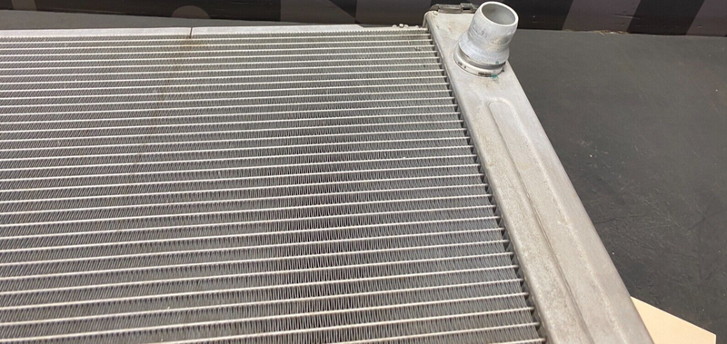 2011 NISSAN 370Z SPORT OEM RADIATOR AC CONDENSOR COMBO USED