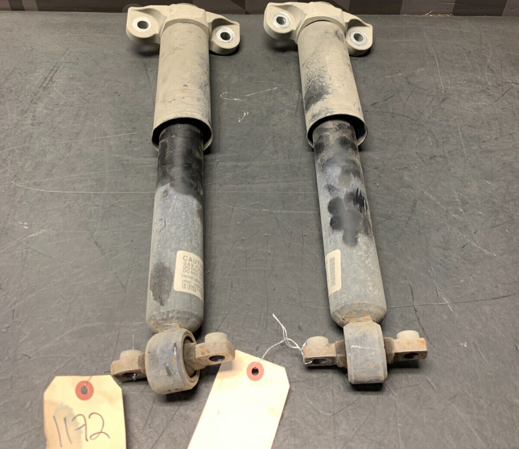 2019 FORD MUSTANG GT OEM REAR SUSPENSION STRUTS USED