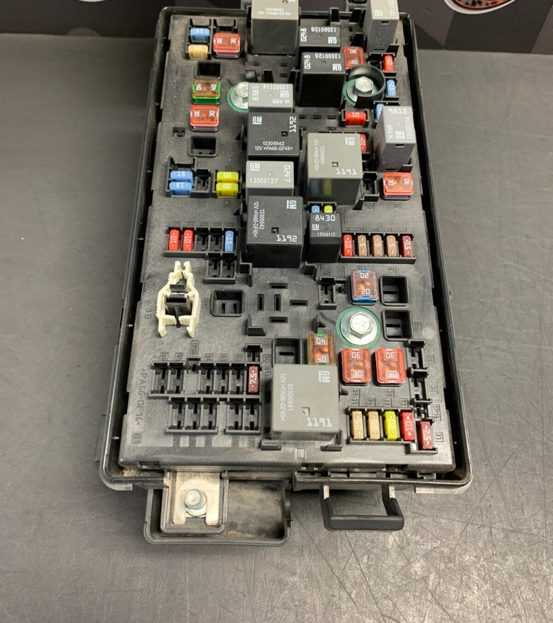 2014 CAMARO SS CONVERTIBLE OEM ENGINE BAY FUSE BOX