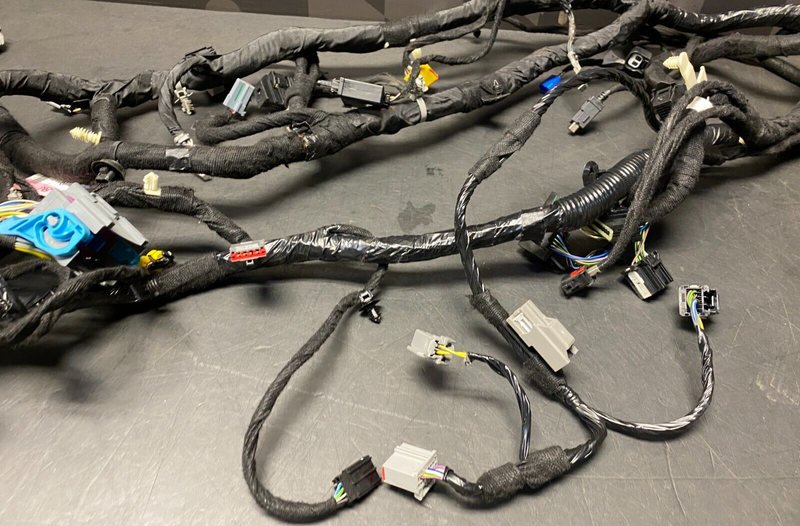 2019 FORD MUSTANG GT OEM DASHBOARD WIRING HARNESS USED
