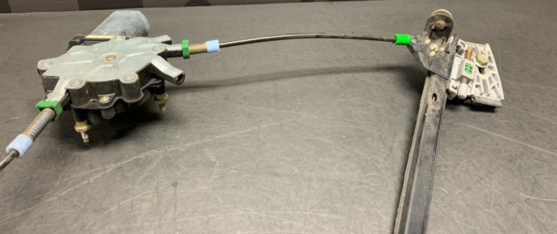 1997 CORVETTE C5 OEM  PASSENGER WINDOW MOTOR REGULATOR