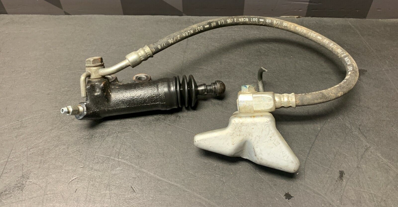2006 HONDA S2000 AP2 OEM CLUTCH SLAVE CYLINDER