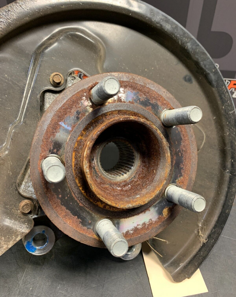 2017 FORD MUSTANG GT COUPE OEM DRIVER FRONT KNUCKLE SPINDLE USED